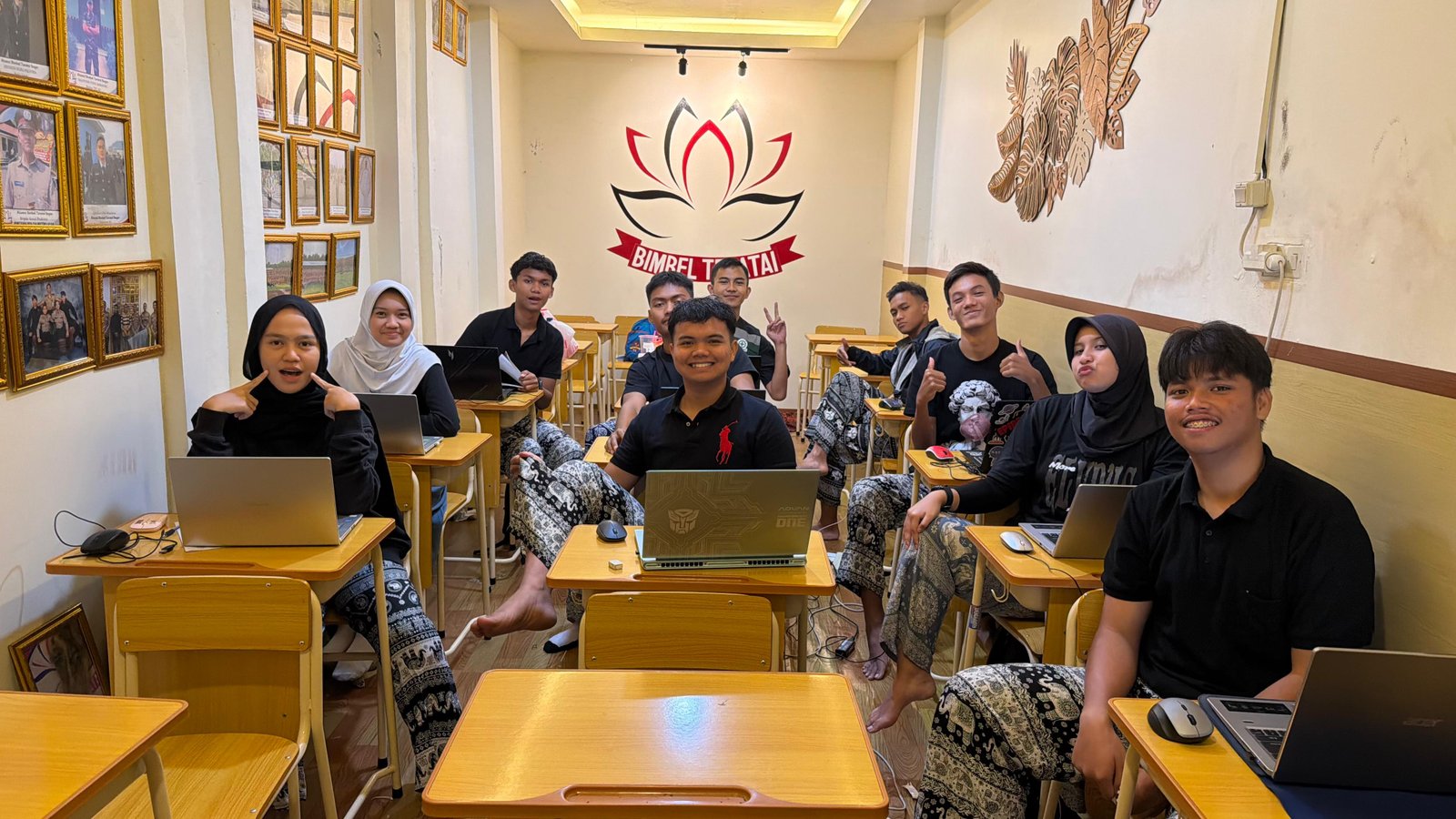 Kegiatan Bimbel Teratai 16